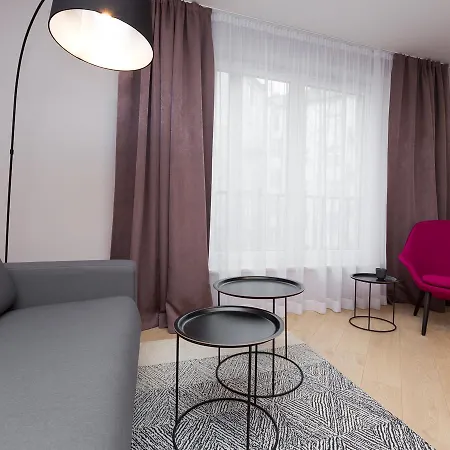 Aparthotel Hello Halicka 5 3*