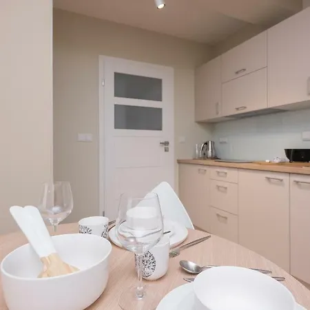 Hello Halicka 5 Apartahotel Cracovia